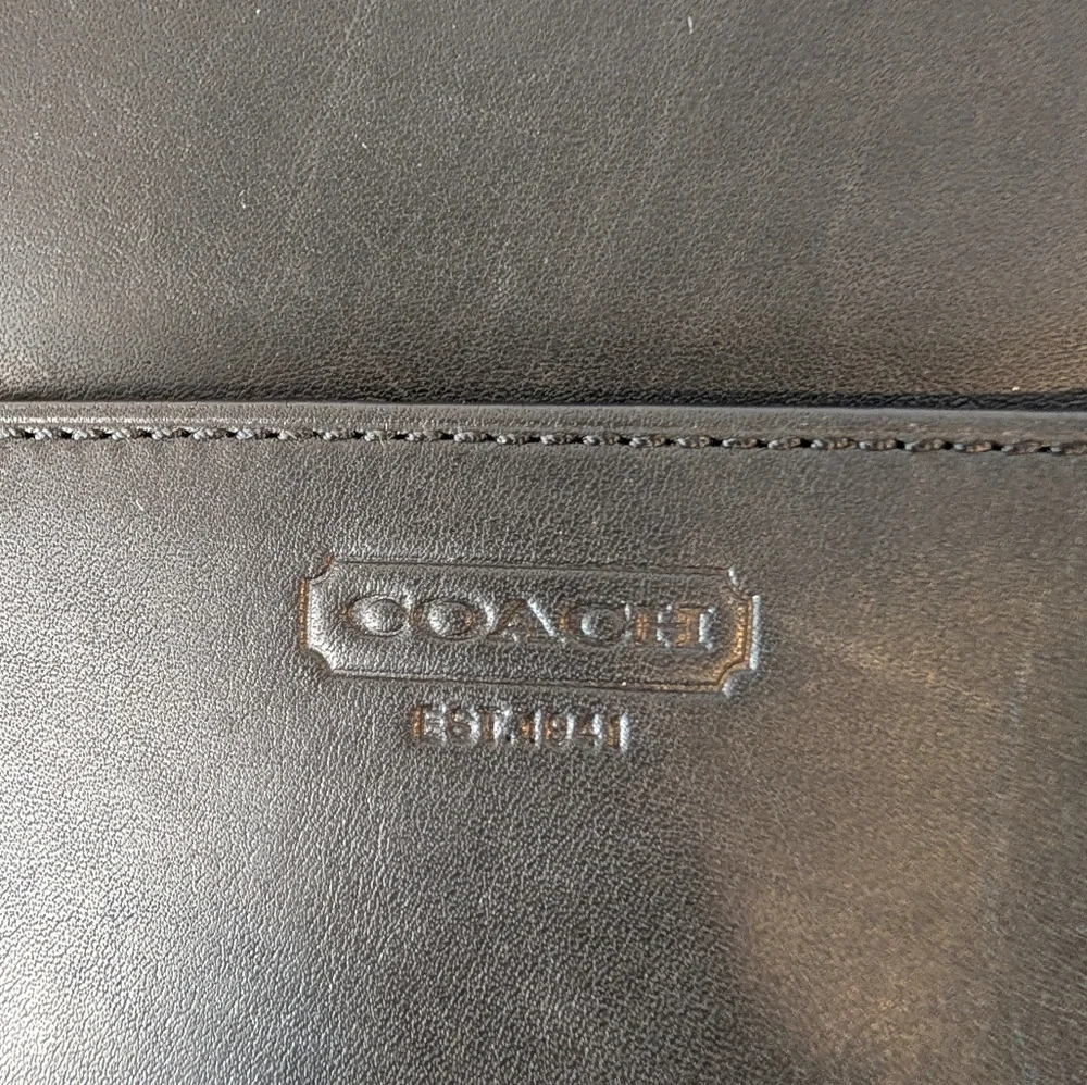 Vintage Coach Zip Up Leather Business Portfolio - Good Pre-owned Condition